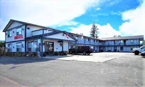 Imperial Motel 100 Mile House Экстерьер фото